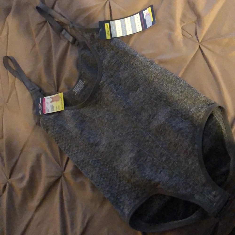 Flex medium shaper body suit NWT 🎊